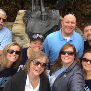 Meet your Posher, Elizabeth